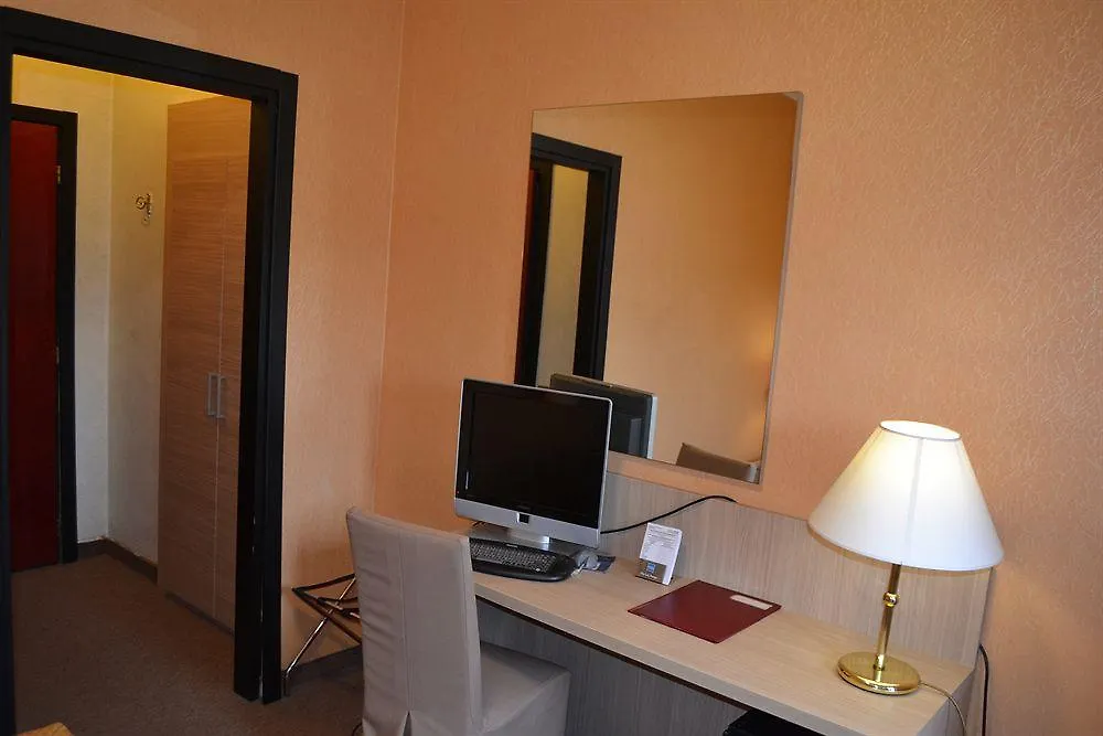 Hotel Dei Fiori Milaan 3*,