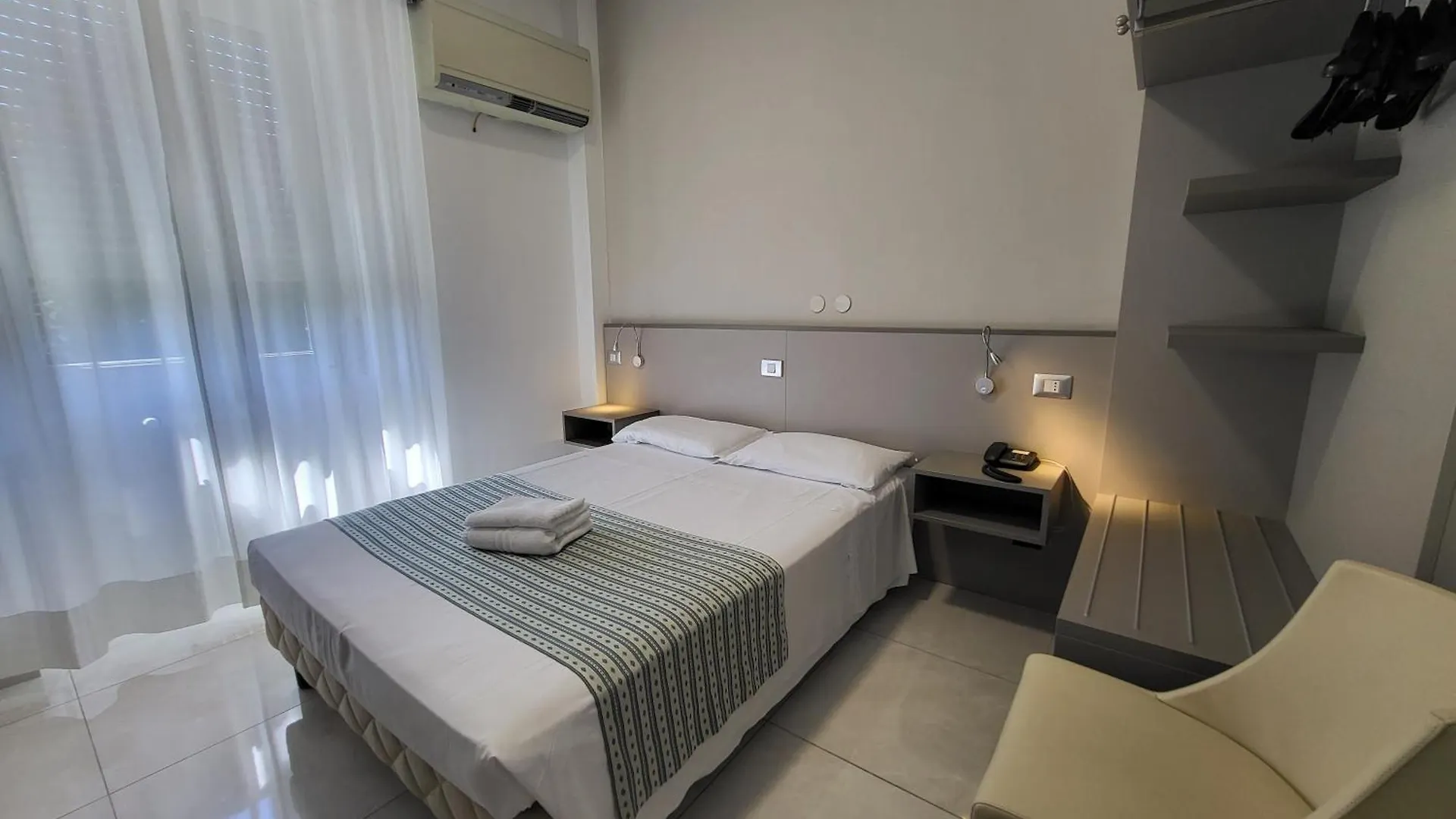 Hotel Dei Fiori Milaan Italië